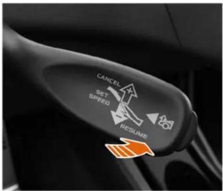 McLaren GT (2021) - 運転操作装置 - 1