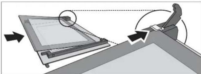 FRANKE FCO 86 H - Press to clean - cleaning the glass - 3