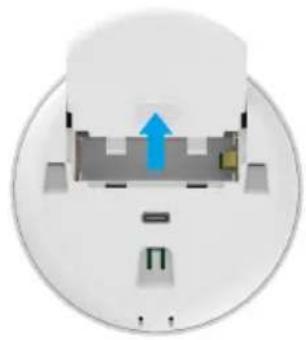 EZVIZ T56 - Installer les piles - 1