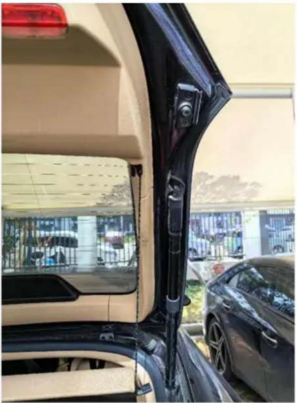 Vevor D3304 - Schritte zur Installation der elektrischen Heckklappe (Porsche Panamera für Beispiel) - 3