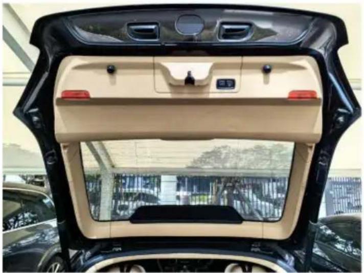 Vevor D3304 - Stappen voor het installeren van de elektrische achterklep (Porsche Panamera voor voorbeeld) - 1