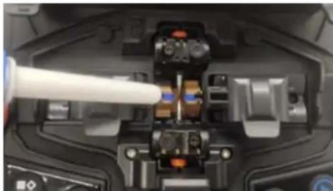 Vevor ALK-T3 - Limpieza de ranuras en V - 1