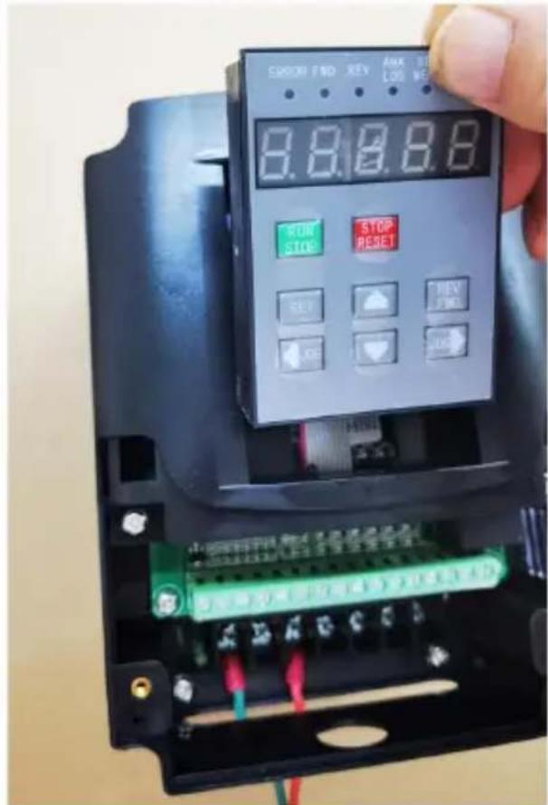 Vevor A2-8007M - Mode d'installation du clavier avec ligne de connexion Étape 1 Placez- - 1