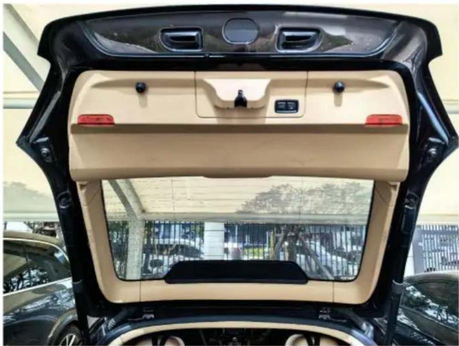 Vevor D5102 - Schritte zur Installation der elektrischen Heckklappe (Porsche Panamera für Beispiel) - 4