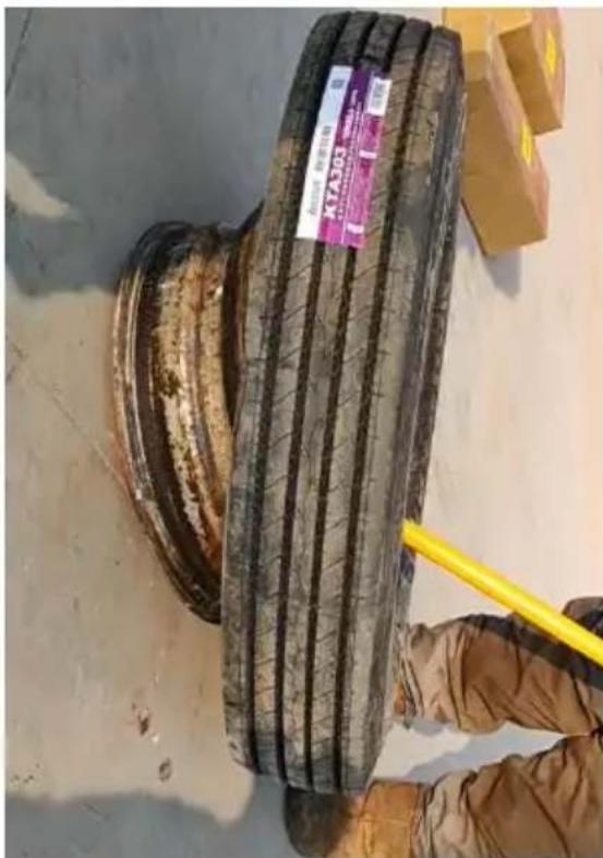 Vevor XJC-008 - Remove the tire - 7