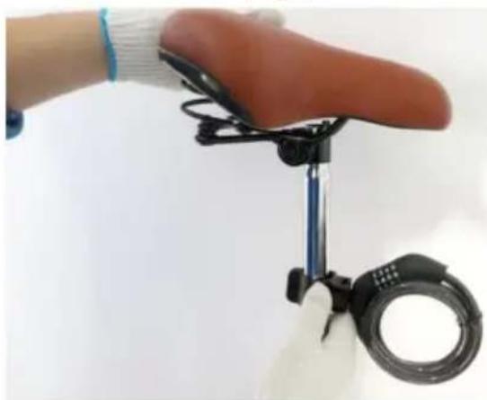 Vevor SCB122 - Étape 5 : Installation du câble antivol et de la selle - 1