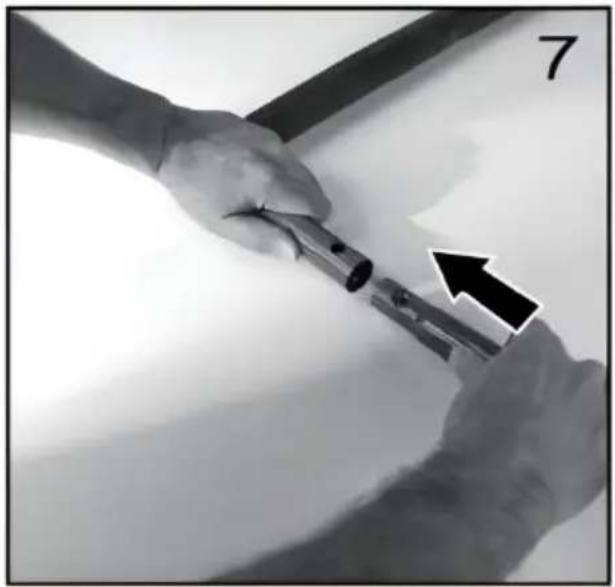Vevor TX-B6232D-36IN - WARNUNG: Passen Sie beim Aufklappen des Trampolins auf Ihre Finger Halten Sie Ihre Finger von den Scharnieren fern. - 6