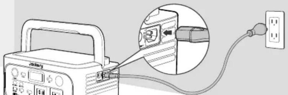 Jackery Explorer 600 v2 - CARGA MEDIANTE UNA TOMA DE CORRIENTE DE PARED ALTERNA - 1
