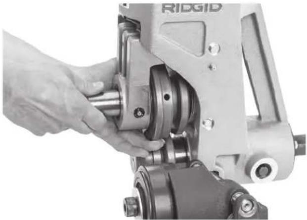 RIDGID 918-4 - Wechseln der Nutrolle - 2