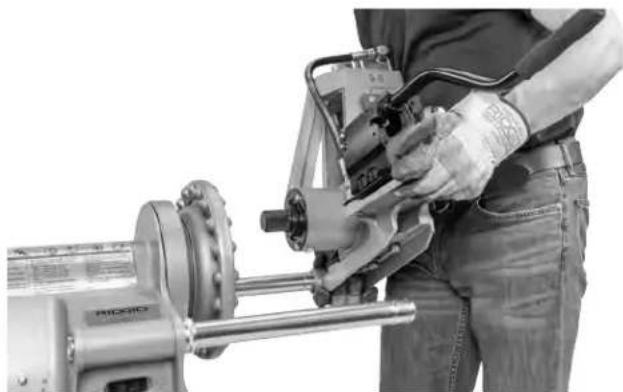 RIDGID 918-4 - Instalación de la ranuradora 918 en un accionamiento motorizado 300 - 1