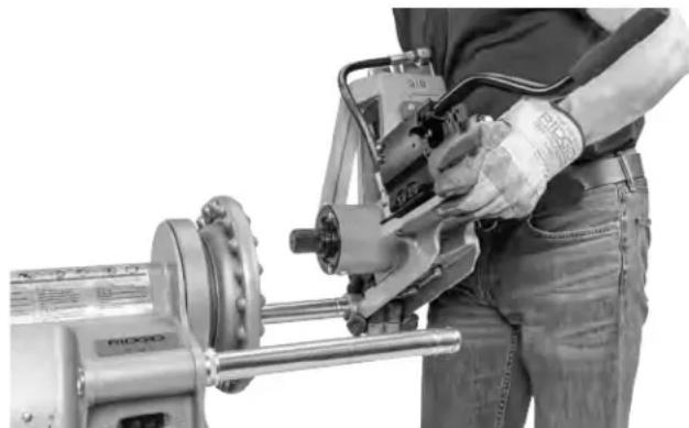 RIDGID 918-4 - Montage de la 918 sur système d'entraînement N° 300 - 1