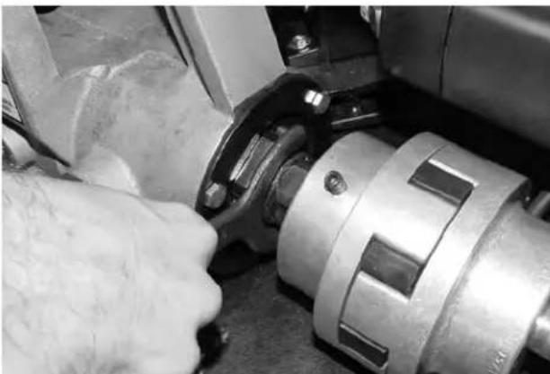 RIDGID 918-I - Extracción e instalación de juegos de rodillos ranuradores dotados de árbol de transmisión de una pieza (2 a 6 pulgs., 8 a 12 pulgs.) - 4