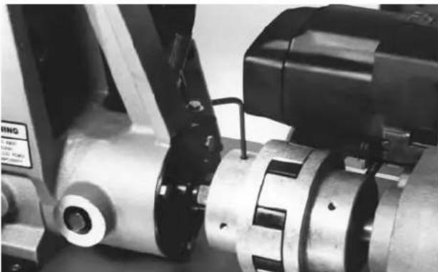 RIDGID 918-I - Removing and Installing Roll Sets with Solid Drive Shafts (2" - 6", 8" - 12") - 3
