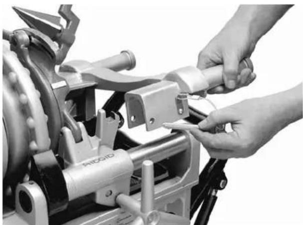 RIDGID 916 - Installation sur machine à fileter 300 Compact montée sur support n° 250. - 1