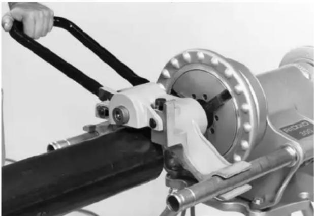 RIDGID 916 - Forming the Roll Groove - 1