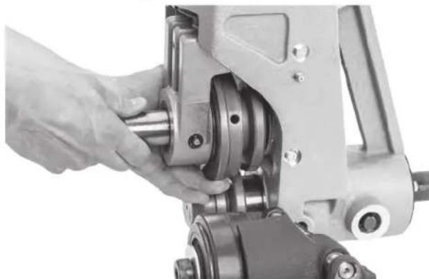 RIDGID 918-1 - Remplacement du galet de rainurage - 2