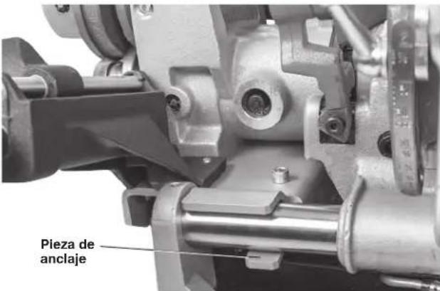 RIDGID 918-1 - Instalación de la ranuradora 918 en roscadoras Compact 300 o 1233 - 4