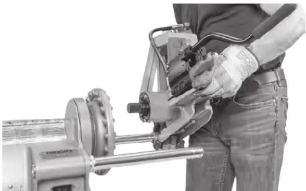 RIDGID 918-5 - Installation der 918 am elektrischen Antrieb 300 - 1