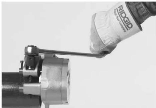 RIDGID 915 - Forming the Groove - 1