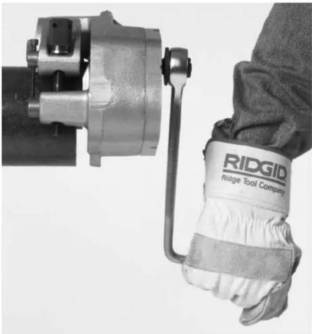 RIDGID 915 - Forming the Groove - 2