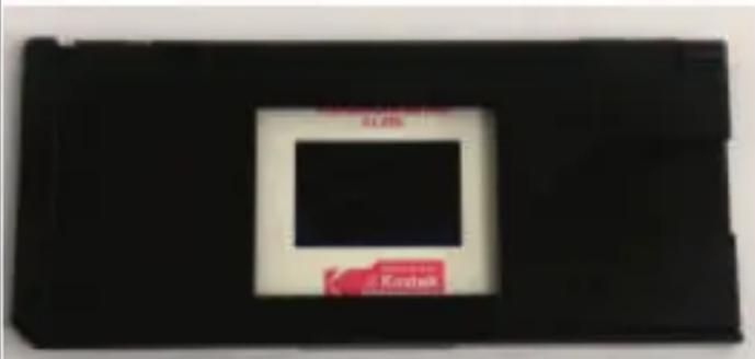 OneConcept ION Pics 3 - LOADING THE SLIDE HOLDER - 3