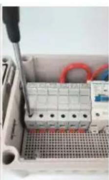 Vevor SP-HL-P202010-10A - PV Combiner Box Assembly Process - 3