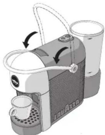 Lavazza A Modo Mio Jolie Plus Evo - PREPARING THE COFFEE - 3