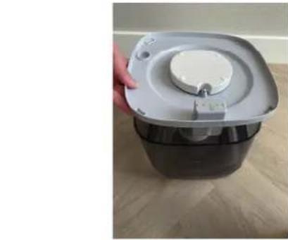 Clean Air Optima CA-808 Smart - Lift the bodyhousing Water tank lid and filter Silver Ion SI-01 - 2