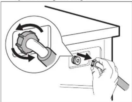 AEG LR86CBC86 - Cleaning the inlet hose and the valve filter - 2