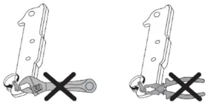 BEKO RCHE300K40SN - Reversing the Door Opening Side - 1