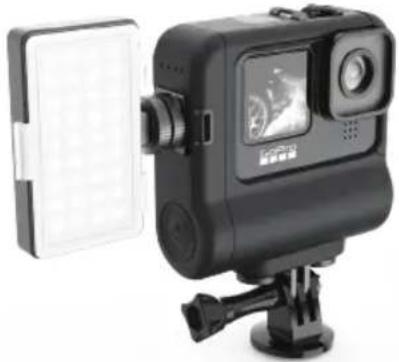 Digipower RF-REFUEL10 - ANBRINGEN VON ZUBEHÖR AN DEN ZUBEHÖRSCHUH-HALTERUNGEN - 2