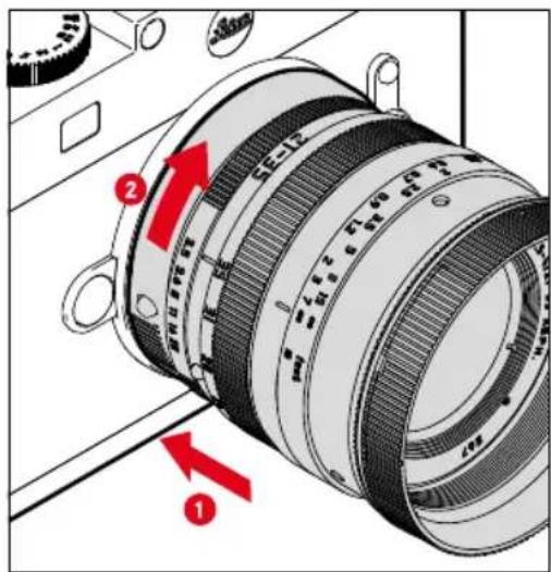 LEICA M EV1 - MISE EN PLACE DE L'OBJECTIF SUR L'ADAPTATEUR - 1