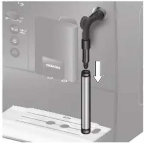 SIEMENS TE501205GB - Чистка насадки для приготовления молочной пены - 1