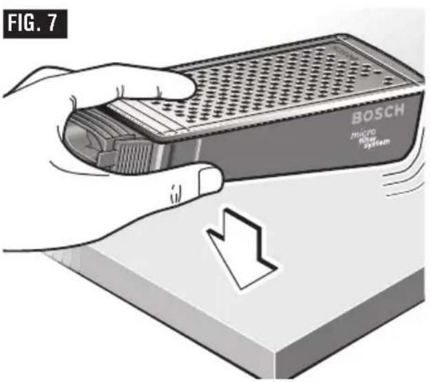 BOSCH GEX 33-5 Professional - LIMPIEZA Y VACIADO DEL RECIPIENTE PARA POLVO - 2