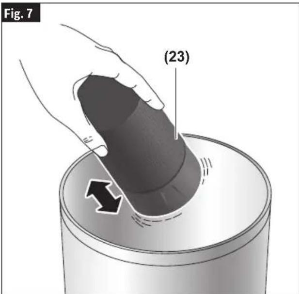 BOSCH GSS 18V-40 Professional - Cleaning and Emptying the Dust Bag Assembly - 2