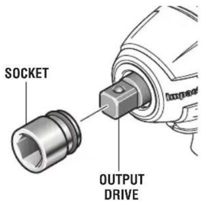 BOSCH 25618 Professional - INSERTING AND REMOVING ACCESSORIES - 1
