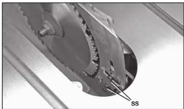 DELTA UNISAW 36‑L536 - ALIGNEMENT DU COUTEAU SÉPARATEUR SUR LA LAME - 2
