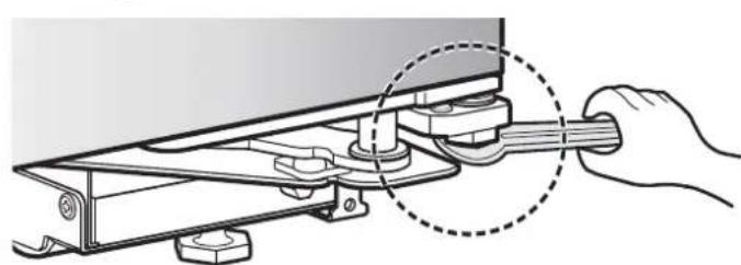 SKS SKSSB4202S - How to adjust the height of the refrigerator and freezer door - 2