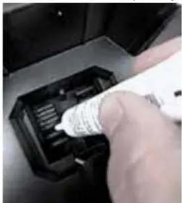 MILWAUKEE M18 2970-20 - Installing the M18™ 500GB Control Hub - 2