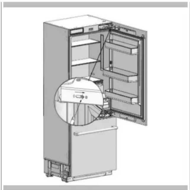 Fulgor Milano FM4BM30FBI - Removing the fridge door - 1