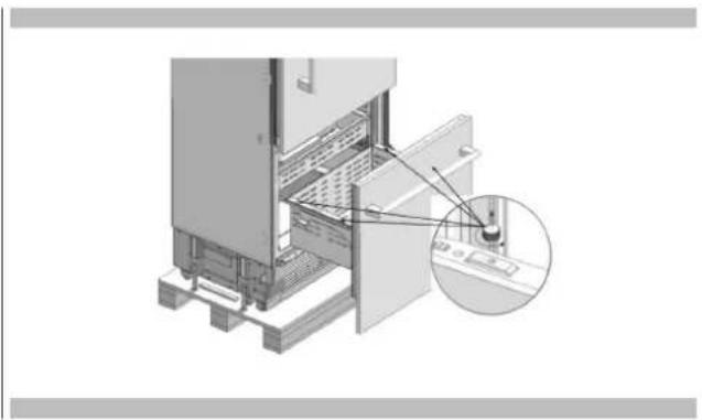 Fulgor Milano FM4BM30IFBI - Removing the Freeze Drawer Bin - 1