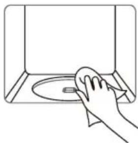 TOSHIBA MW2-MG20PF - De l'eau chaude savonneuse ou une solution de vinaigre : - 2