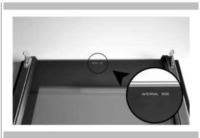 Fulgor Milano F7MSM24MB1 - How to remove the inner glass of the "FULL GLASS" panoramic door - 3