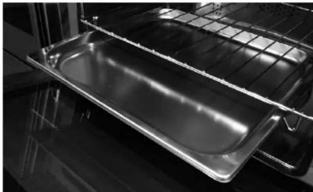 Fulgor Milano F7MSCO30S1 - Using the flat grill - 2