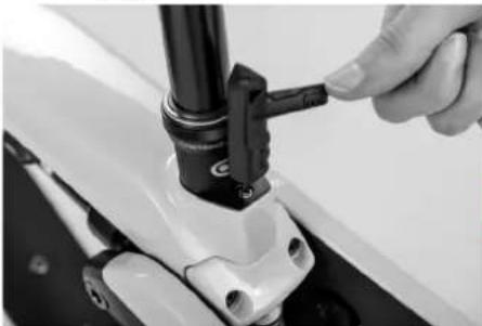 PORSCHE eBike Sport 2025 - Essieu avant et tige de selle - 4