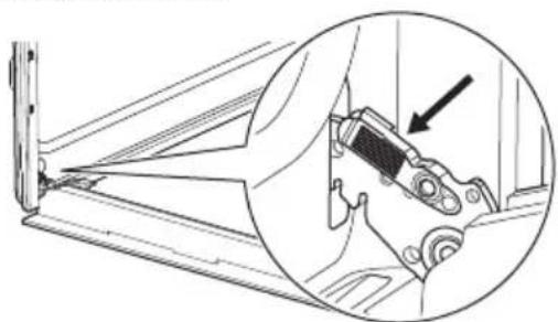 IKEA FRILLESBO 906.002.86 - Rimozione e installazione della porta - 2