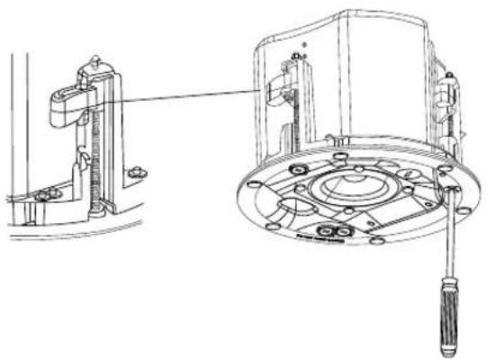 JBL Control 414C/T Micro - 将已接线的2针接头穿过应力消除组件 - 12