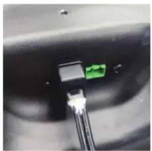 JBL Control 414C/T Micro - Slide the already-wired 2-pin connector(s) through the STRAIN RELIEF - 9