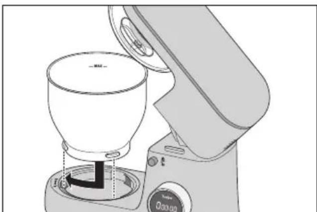 SILVERCREST SKM 600 F1 - Inserimento della ciotola per mescolare - 1