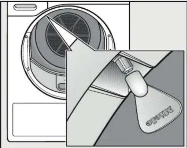 MIELE TWL680WP - Remplacer la buse de pulverisation pour l'eau de condensation - 1